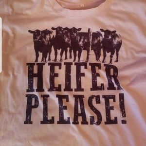 🌻Heifer Please Graphic tee